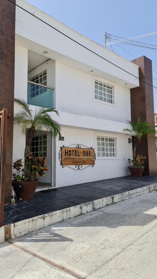 Dna Cancun Hotel Y Posada Bagian luar foto